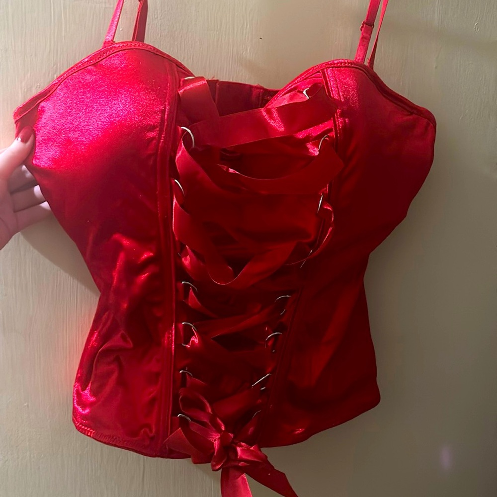 Sexy red corset top!